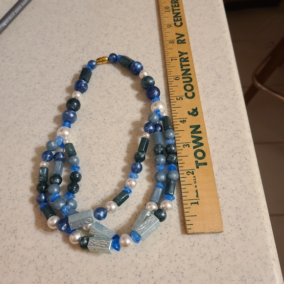 Vintage Ladies Necklace - Picture 8 of 13